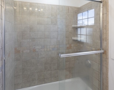 4400 Maury - Photo Thumbnail 12
