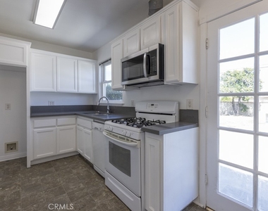 4400 Maury - Photo Thumbnail 4