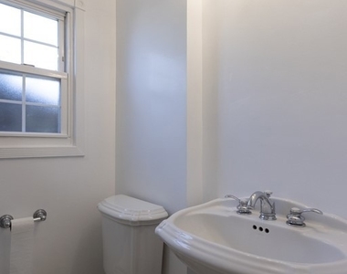 4400 Maury - Photo Thumbnail 11