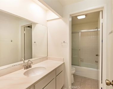 25866 Malia Court - Photo Thumbnail 10