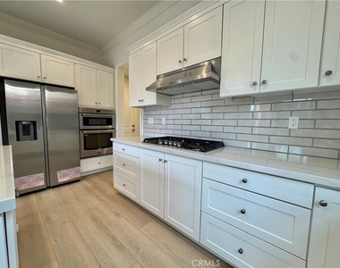 128 Hargrove - Photo Thumbnail 7