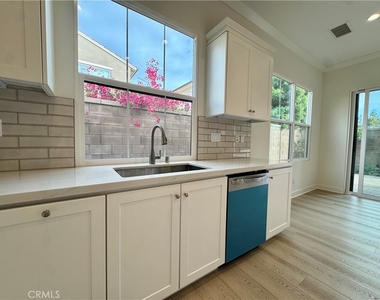128 Hargrove - Photo Thumbnail 9