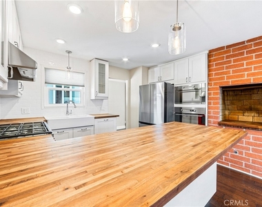 16311 Woodstock - Photo Thumbnail 13