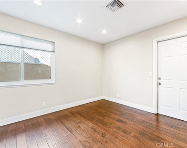 16311 Woodstock - Photo Thumbnail 10