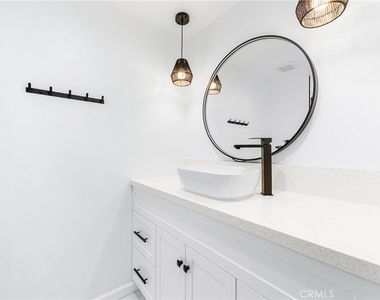 16311 Woodstock - Photo Thumbnail 32