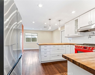 16311 Woodstock - Photo Thumbnail 6