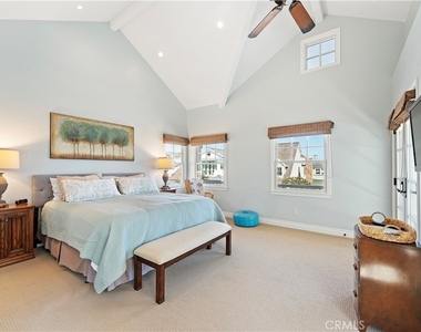 115 Topaz - Photo Thumbnail 17