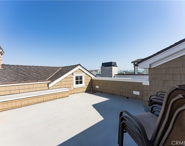 115 Topaz - Photo Thumbnail 41