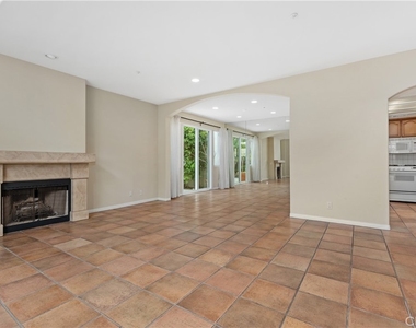2684 Pala Mesa Court - Photo Thumbnail 2