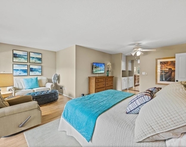 1562 Camino Del Mar - Photo Thumbnail 15