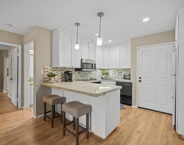 1562 Camino Del Mar - Photo Thumbnail 3