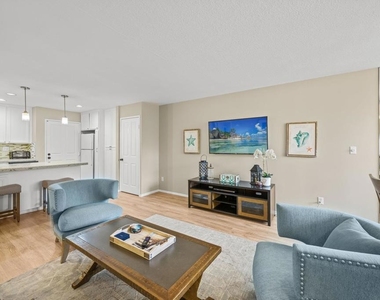 1562 Camino Del Mar - Photo Thumbnail 8