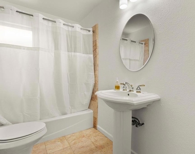 5525 Amby Drive - Photo Thumbnail 18