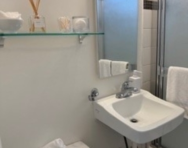 209 B Cypress - Photo Thumbnail 5