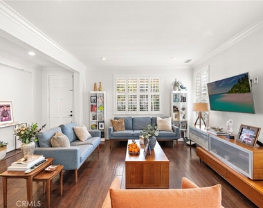 17 Regents Park - Photo Thumbnail 6