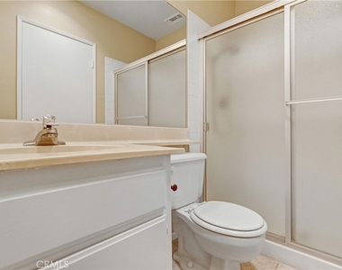 8024 Valle Vista Drive - Photo Thumbnail 13