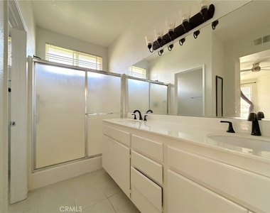 5793 Orange Tree Avenue - Photo Thumbnail 12