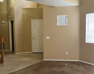 15375 Fremont Drive - Photo Thumbnail 1