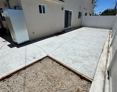 13913 Del Sur - Photo Thumbnail 9