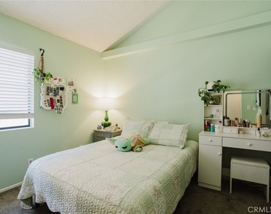 18168 Sundowner Way - Photo Thumbnail 12