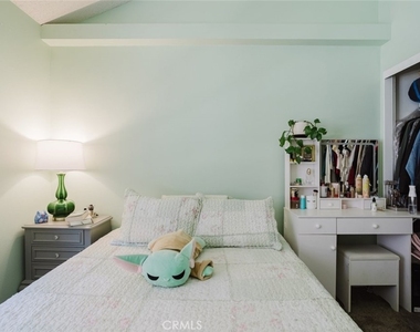 18168 Sundowner Way - Photo Thumbnail 13