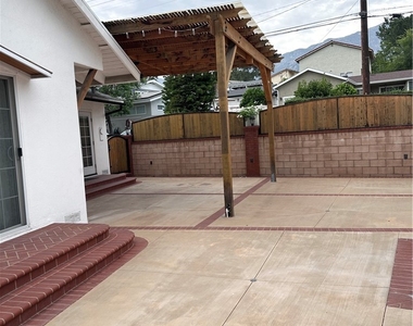 3960 Mayfield Avenue - Photo Thumbnail 16
