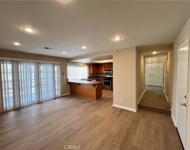 2134 Baywood - Photo Thumbnail 12
