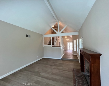 2134 Baywood - Photo Thumbnail 8