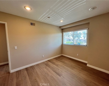 2134 Baywood - Photo Thumbnail 25