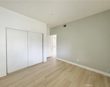 16370 Oldenburg Drive - Photo Thumbnail 18