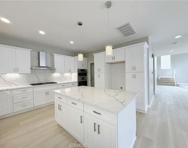 16370 Oldenburg Drive - Photo Thumbnail 11