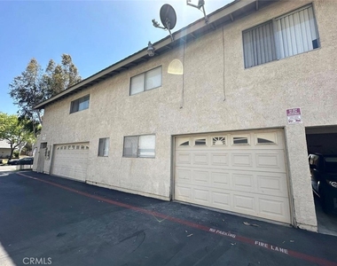 1501 E Fairfield Court - Photo Thumbnail 17