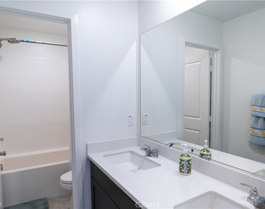 5007 Bay Laurel - Photo Thumbnail 2