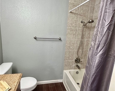 9221 Signature - Photo Thumbnail 7