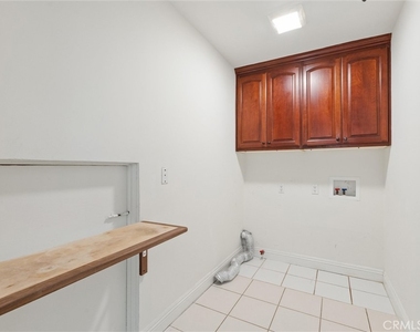 1520 Lancashire Street - Photo Thumbnail 4