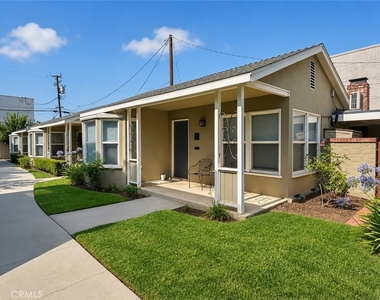 256 W College Street - Photo Thumbnail 1