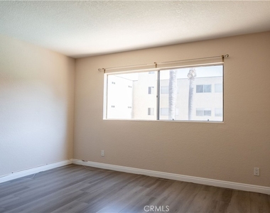 2386 E Del Mar Boulevard - Photo Thumbnail 13