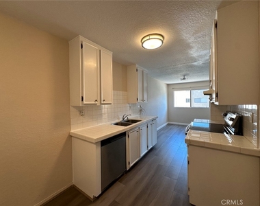 2386 E Del Mar Boulevard - Photo Thumbnail 26
