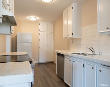 2386 E Del Mar Boulevard - Photo Thumbnail 3