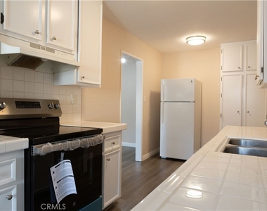 2386 E Del Mar Boulevard - Photo Thumbnail 4