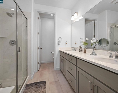 296 Laurel Knoll Dr - Photo Thumbnail 12