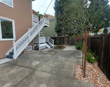 808 14th St - Photo Thumbnail 13