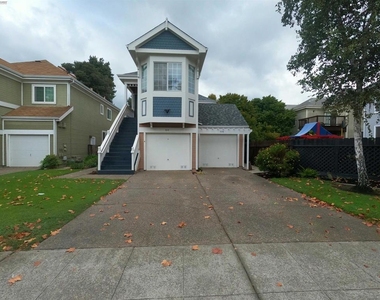 808 14th St - Photo Thumbnail 16