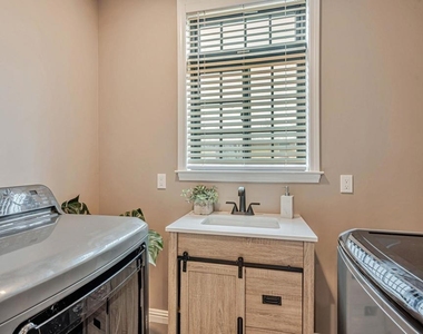2443 13th Ave - Photo Thumbnail 28