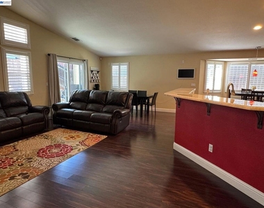 5412 Nez Perce Way - Photo Thumbnail 15