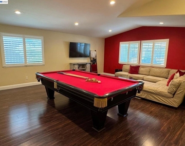 5412 Nez Perce Way - Photo Thumbnail 4