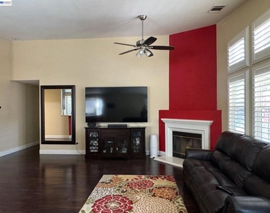 5412 Nez Perce Way - Photo Thumbnail 16