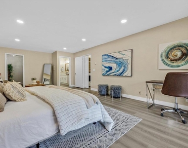 39139 Argonaut Way - Photo Thumbnail 10