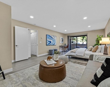 39139 Argonaut Way - Photo Thumbnail 8