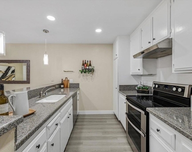 39139 Argonaut Way - Photo Thumbnail 14